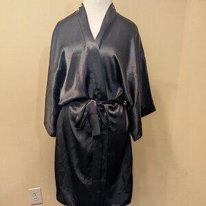VINTAGE Shirley of Hollywood black satin bathrobe - One Size